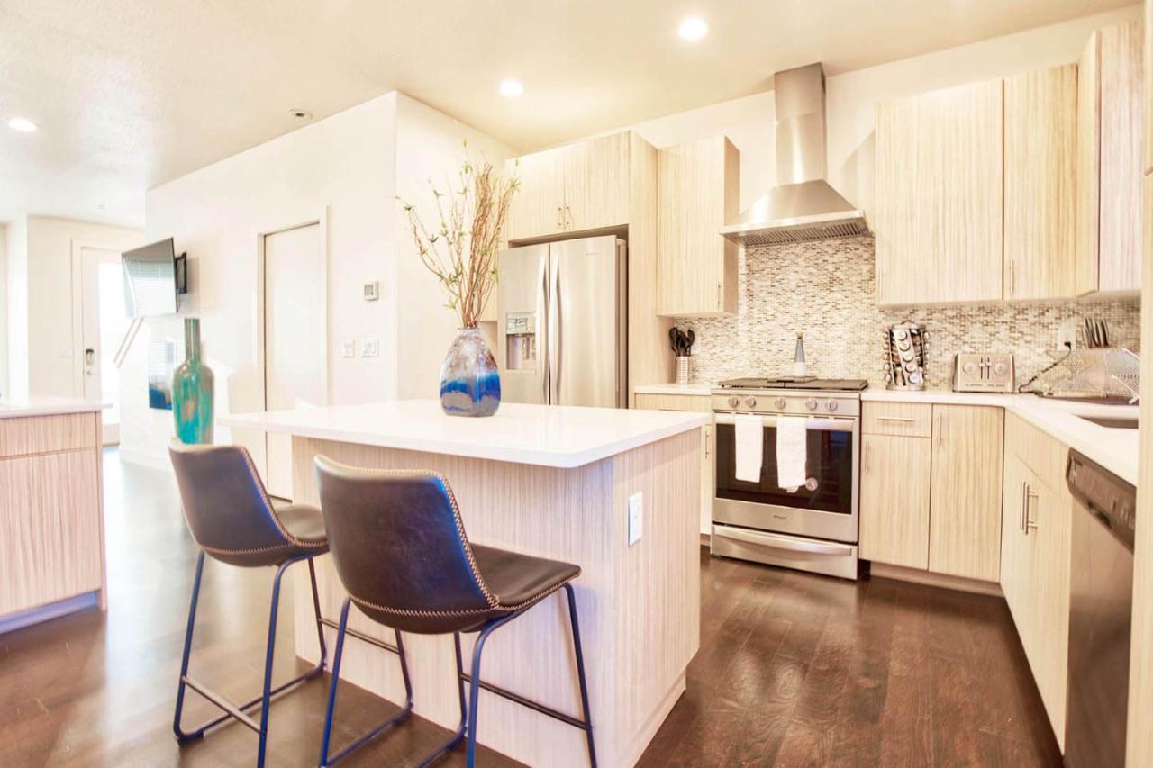 Beautiful 3 Bedroom Townhouse In Old Town North, Brewery District Fort Collins Exterior foto